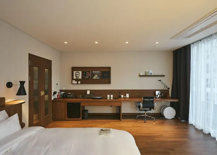 Hotel Good Ol' Days